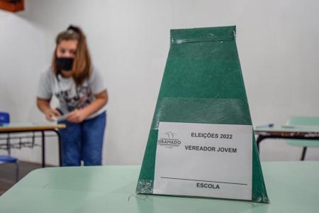 Estudantes vão às urnas nesta terça escolher vereadores jovens de Gramado
